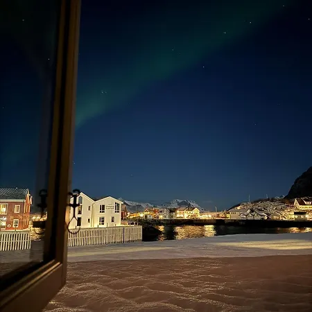 Finnholmen Brygge Henningsvær Exterior photo