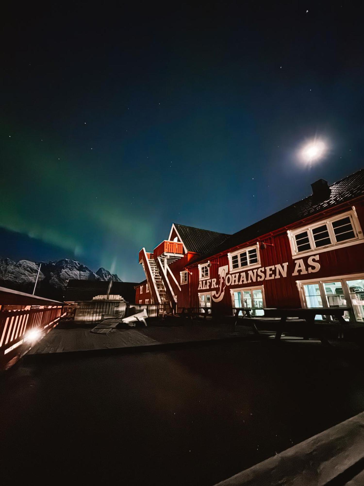 Finnholmen Brygge Henningsvær
